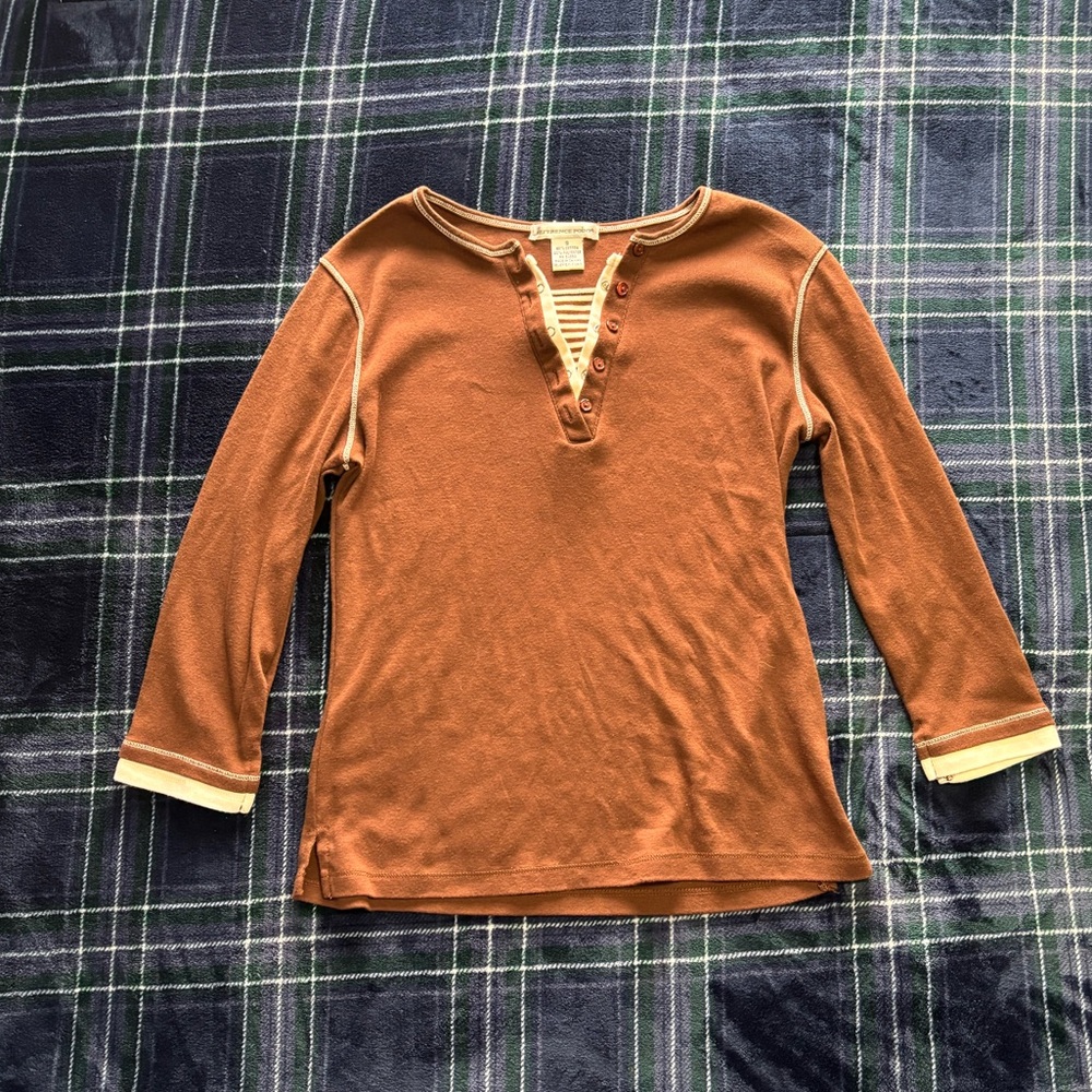 2000s style Light Brown long sleeve button up Henley top w/white trim.Size S.